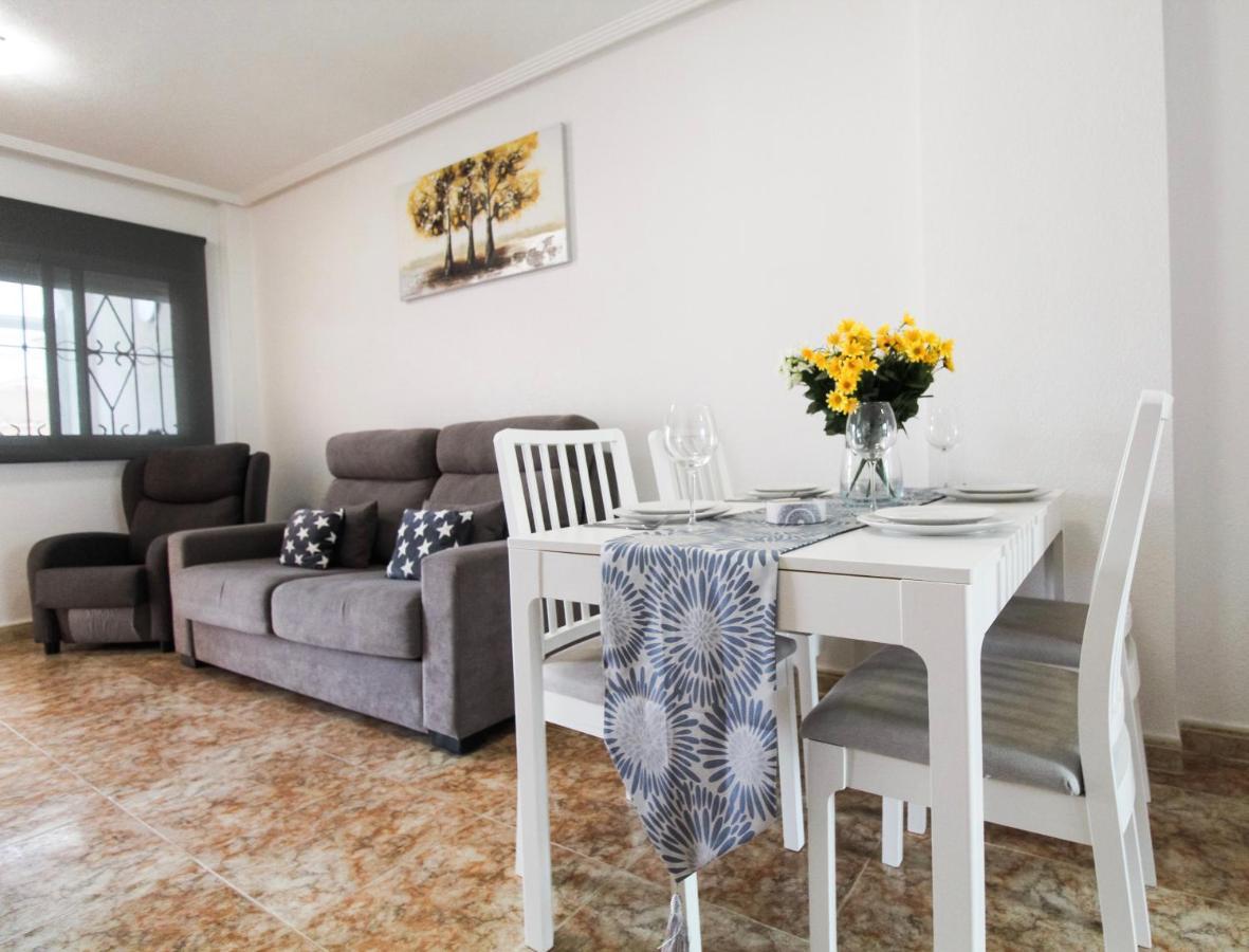 New Apartment In Torrevieja , Punta Prima Orihuela Costa With Pool Exterior photo